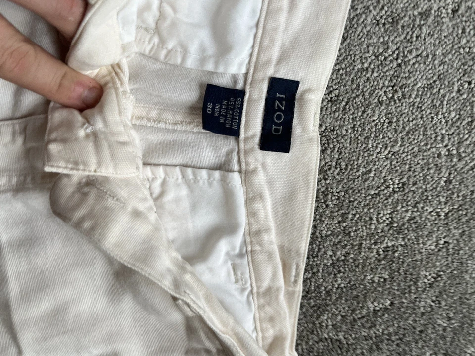 Pantalones Cortos Carga Izod Para Hombre Talla 30 Frente Plano Carga Marfil Blanco Foto 3 de 4