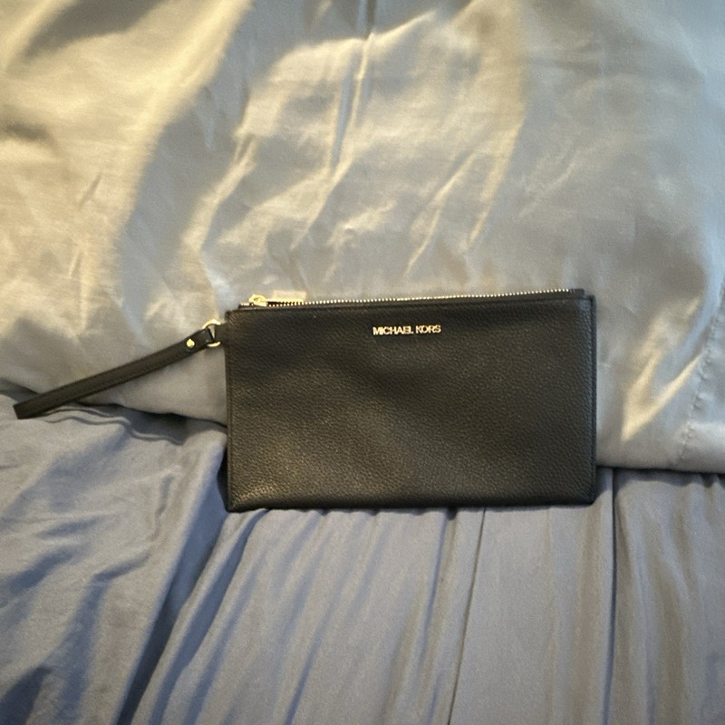 Michael Kors Black Zip Wristlet Pouch Clutch with Wrist Strap for Women