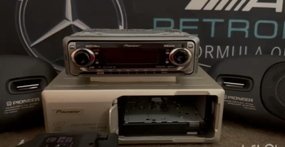 PIONEER KEH-P7020R Car LW/MW/FM Cassette Player & CD-Changer CDX