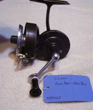 083025 VINTAGE LUXOR PEZON REEL  NICE WORKING  FRANCE