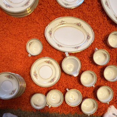 Noritake Occupied Japan Floral Gold Trim Porcelain Dinner Set Cups Plates