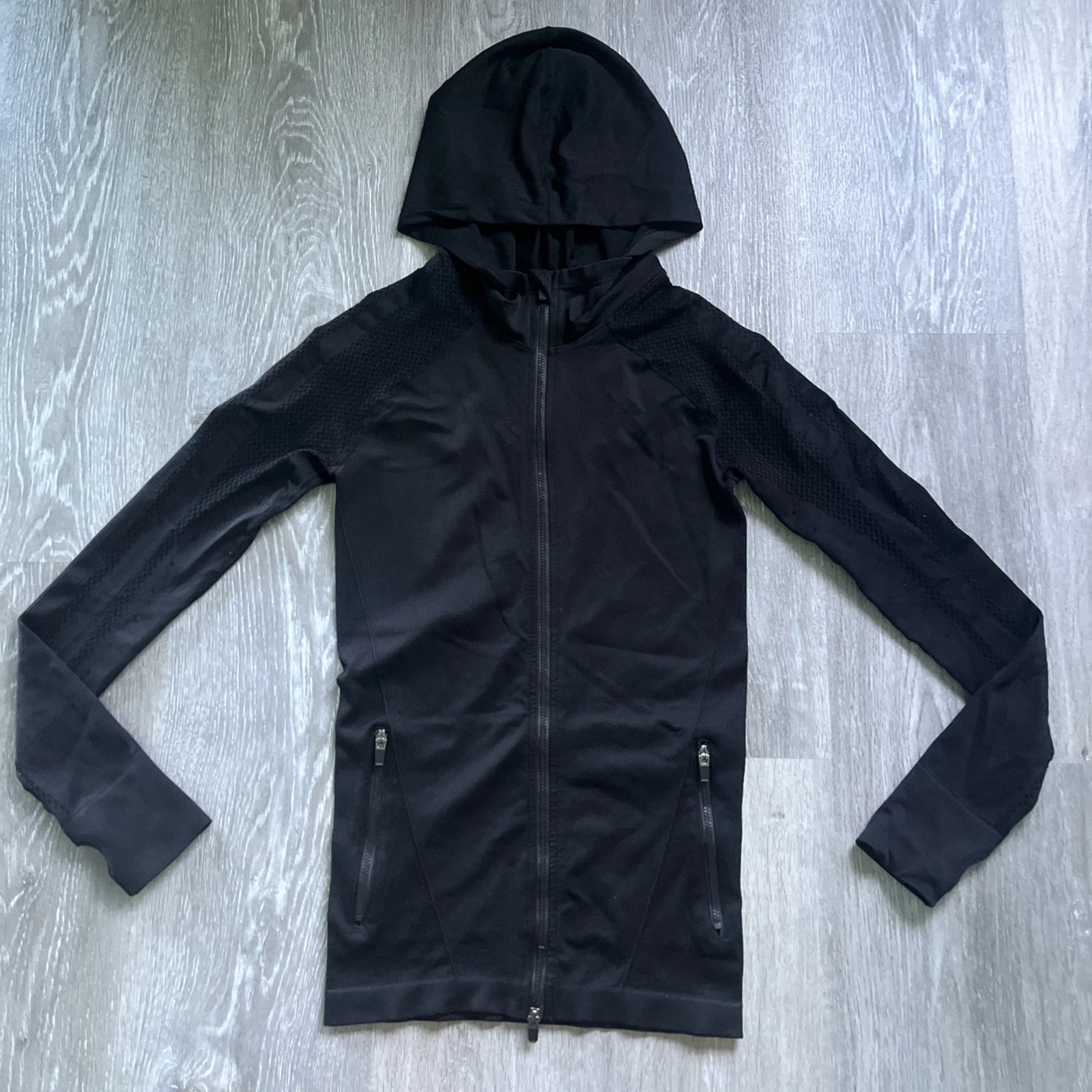 VGC Fabletics Full Zip Mesh Hoodie Thumbhole Sweatshirt Jacket BLACK XS MSRP $89