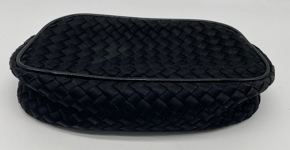 Bottega Veneta Negro Satinado Intrecciato Tejido y Charol Cremallera Bolsa de Maquillaje Foto 3 de 4