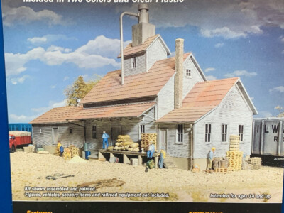 HO Walthers Cornerstone Sunrise Feed Mill Structure Kit 933-3061 *2 LZ HO2474LZ