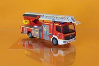 Rietze 71674 Magirus Dlk Atego ´19 Feuerwehr Freiberg A. Neckar 1:87 Modellauto