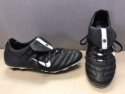 Nike Tiempo Premier Black Soccer Cleats Shoes 117415 011 Men's Size 12 |  eBay