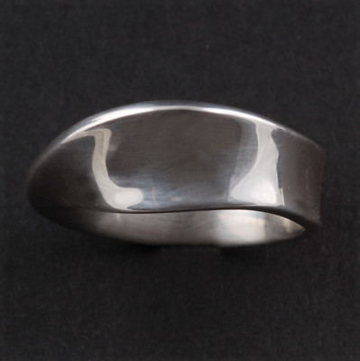 Moderner Georg Jensen Sterling Silber Möbius Ring # 148B. Vivianna Torun. Neu!