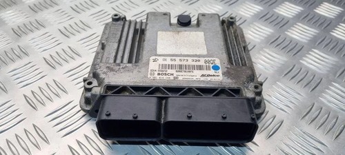 OPEL INSIGNIA A G09 Motorsteuergerät ECU 55573330 0281015149 1.96 31063811