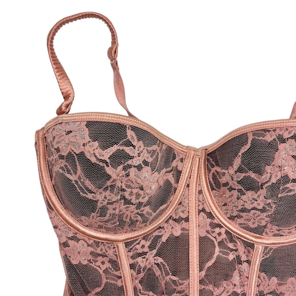 Y2K Kardashian Colección 34B Rosa Encaje Corsé Bustier Lencería Mujer 00’s De Colección Foto 2 de 4