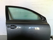 Porte avant et accessoires Toyota AVENSIS