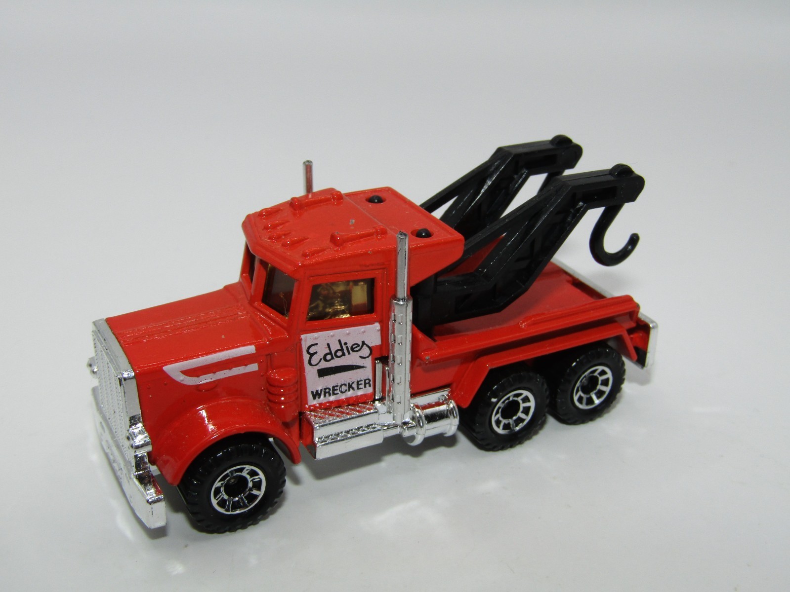 Matchbox 61e, Peterbilt Wrecker - Free Price Guide & Review