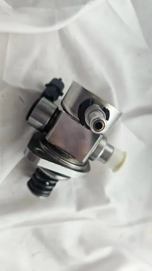 Power High Pressure Fuel Pump CP4 Compatible for Maserati Ghibl 000329202 329202