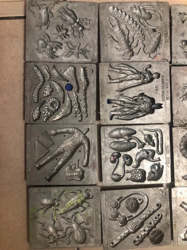 16 pcs 1990s Creepy Crawlers molds Bugs worms batman Retro collection - Image 3 of 3