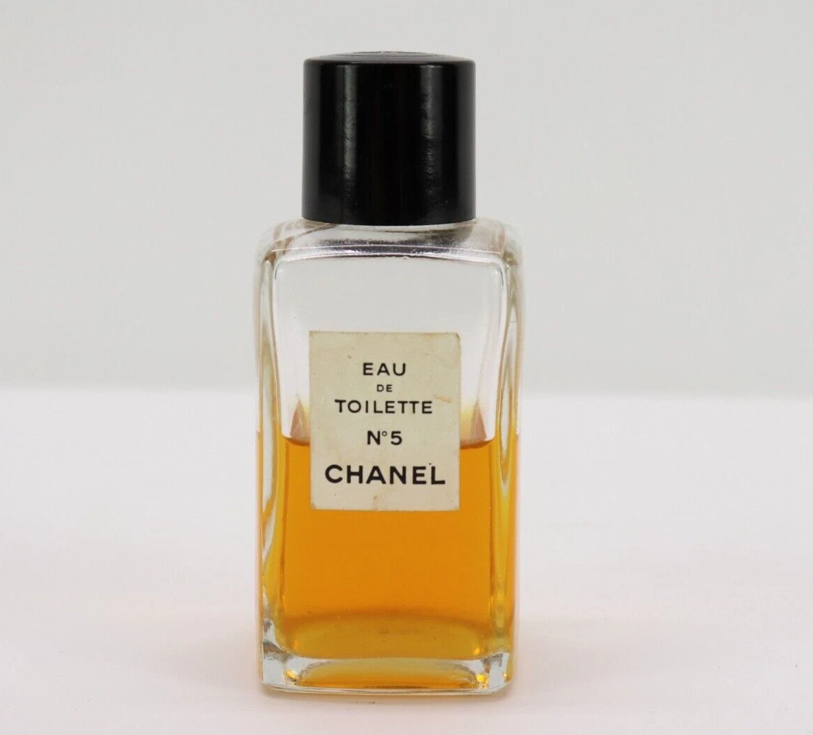 Chanel No.5 Eau de Parfum Spray