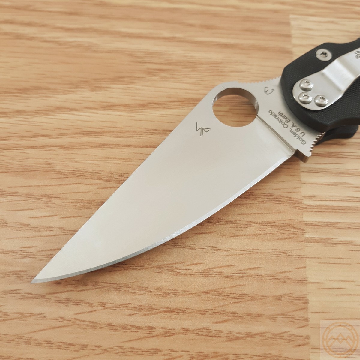 Spyderco Para-Military 2 Folding Knife 3.5 CPM S30V Steel Blade 