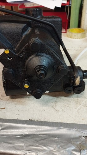 GENUINE LANDROVER DEFENDER POWER STEERING BOX - LHD- LR062124-NEW ITEM. - 第 1/4 張圖片