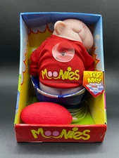 Figurine qui montre ses fesses Moonies en boite Neuf Scéllée Vintage Ventouse
