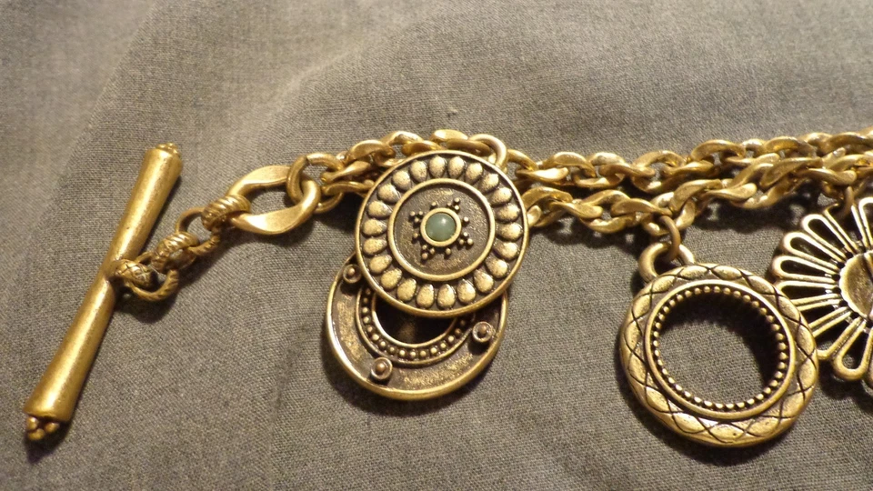 BRAZALETE JOYERÍA MARCA AFORTUNADA DOBLE HEBRA ENCANTO BOHO Foto 3 de 4