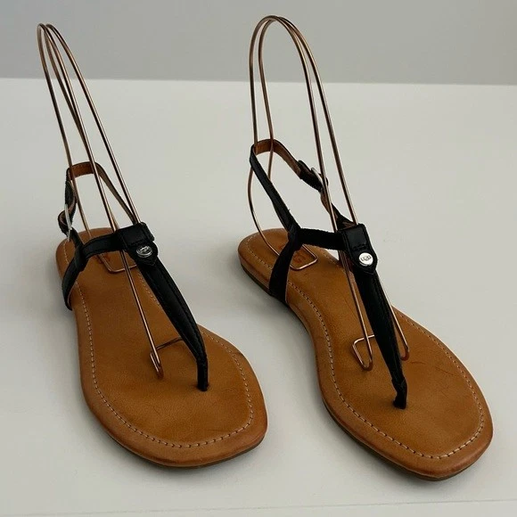 Sandalo Ugg Madeena nero con cinturino regolabile in pelle misura 6