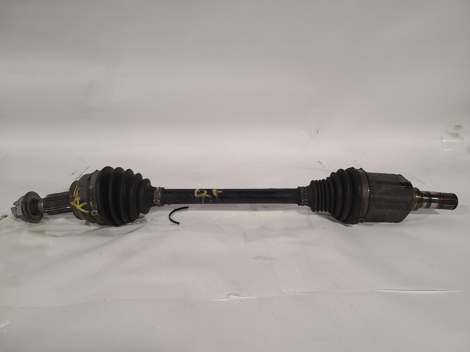 Used Drive Axle Shaft fits: 2020 Maserati LEVANTE  Grade A