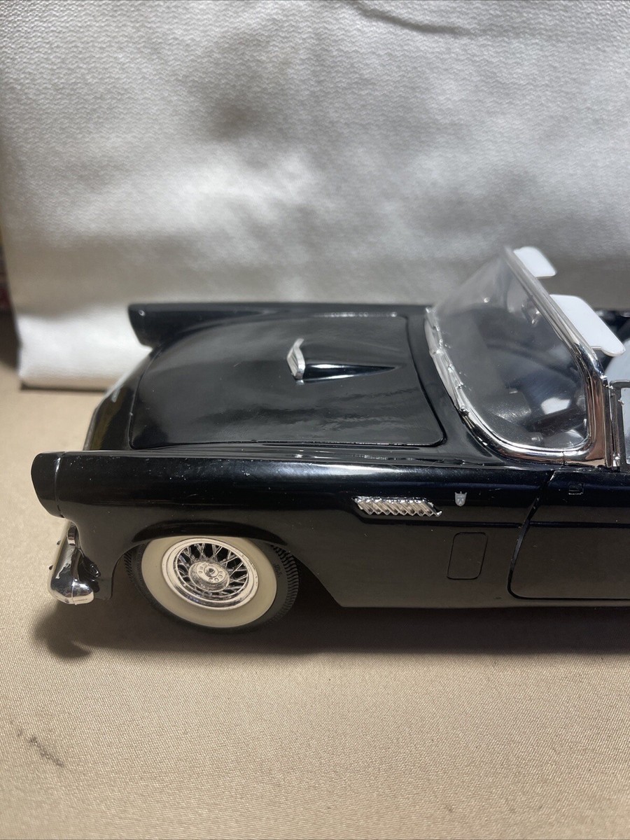 REVELL 1/18 THUNDERBIRD ブラック Amazon.co.jp: □ Revell Level 1/18 1956 THUNDERBIRD Black