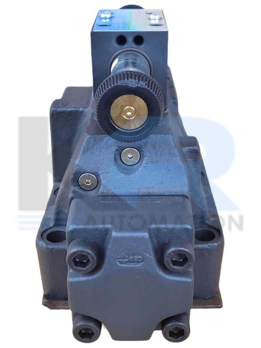 NEW Eaton Vickers DG5V-8-S-6C-M-U-H-10 Directional Control Valve 