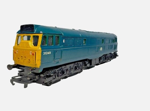 HORNBY R357 UMLACKIERT BR BLAU 31249 CLASS 31 DIESELLOK Triebwagen ohne Karton | Condition: Used