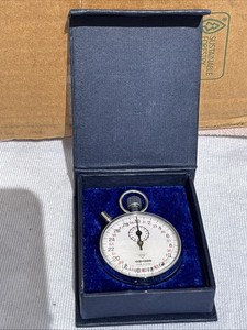 Diamond CEI-1000 Mechanical Stopwatch with Presentation Case Tested Working