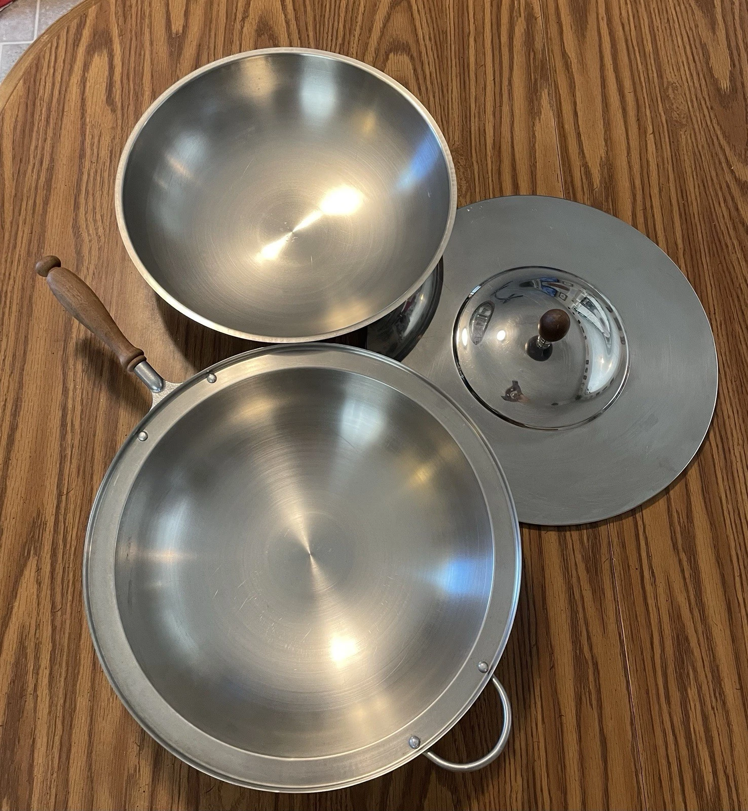 VTG Mid-Century Spun Aluminum Wok & Matching Nesting Serving Bowl Set