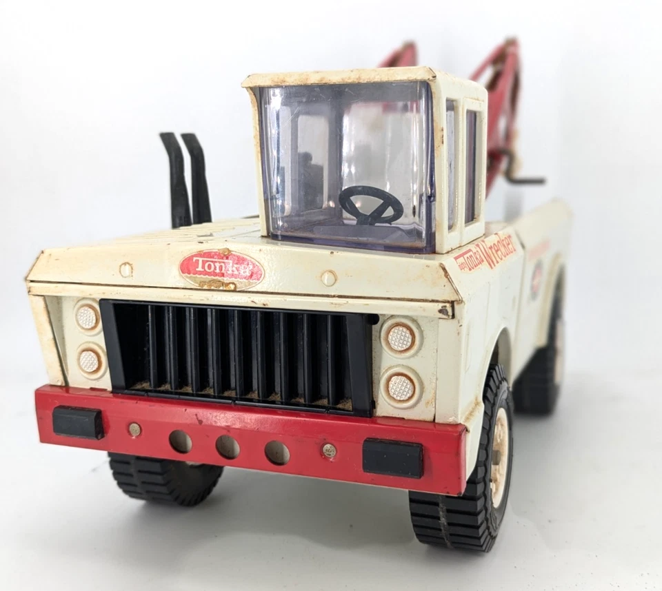 Original 1970's Tonka Mighty Wrecker AA Service Tow Truck - Working Mechanics - Image 3 of 4
