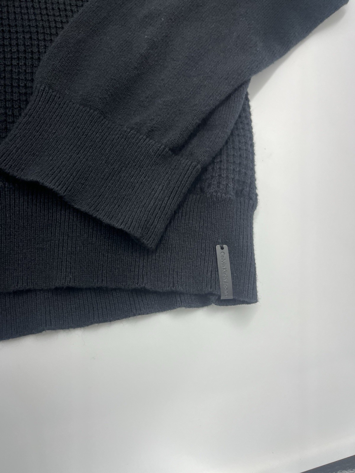 Calvin Klein Jeans Men’s Black Quarter Button Up Sweater Size Large thumbnail 2