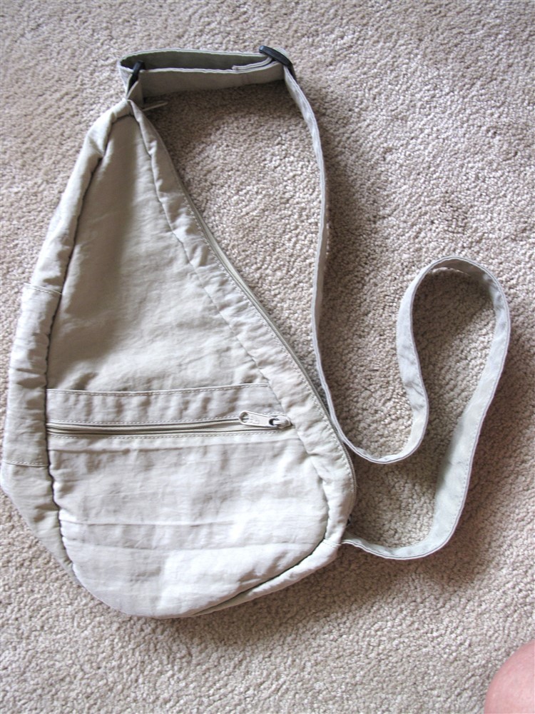 Ameri USA Nylon CrossBody Sling Shoulder Bag Heal… - image 2