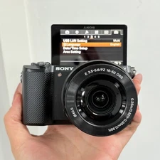 Sony Alpha a5000 Mirrorless Digital Camera with 16-50mm  Lens Black 90%New