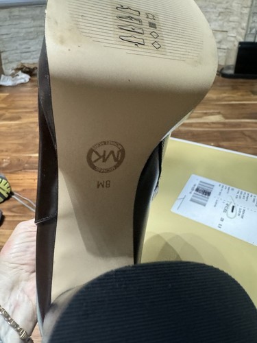 Michael Kors Carlisle Barnished Patent Leather Platform Boot Luggage Brown Sz8 - Picture 12 of 16