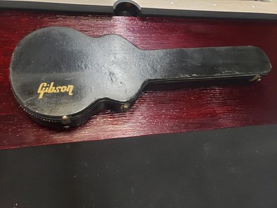 ..Vintage 1975 Gibson L6-S Deluxe Electric Guitar w/ Original Case