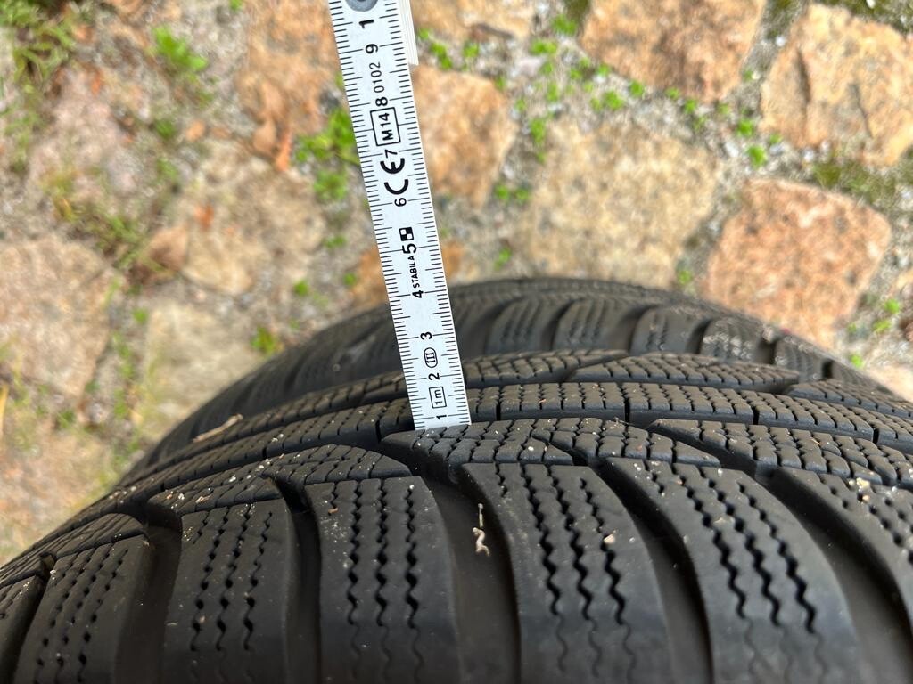 Schne Winterreifen Test 185 60 R15 Bild