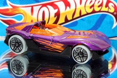 nitrobot attack hot wheels
