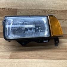 Driver Left Headlight Fits 91-97 ISUZU RODEO HONDA PASSPORT 8943146262 OEM Used