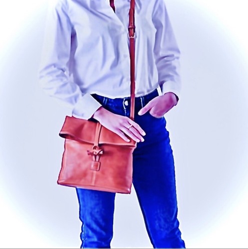 florentine medium toggle crossbody