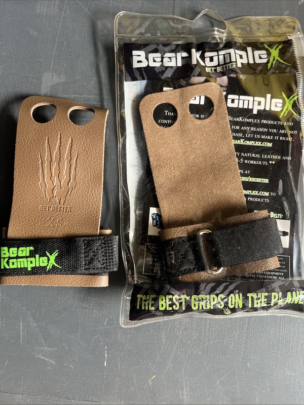 Bear KompleX 2-Hole Hand Grip Pair CrossFit Weightlifting, XS