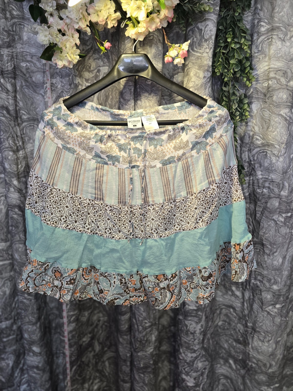 size large womens Columbia skirt