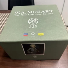 W.A. Mozart The New Complete Edition 225 