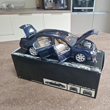 Bentley Continental Flying Spur 2005 - met blue - Minichamps 1/18 boxed see desc