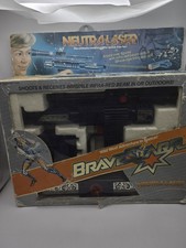 Mattel Bravestarr Neutra-Laser Open Box Untested Damaged Box