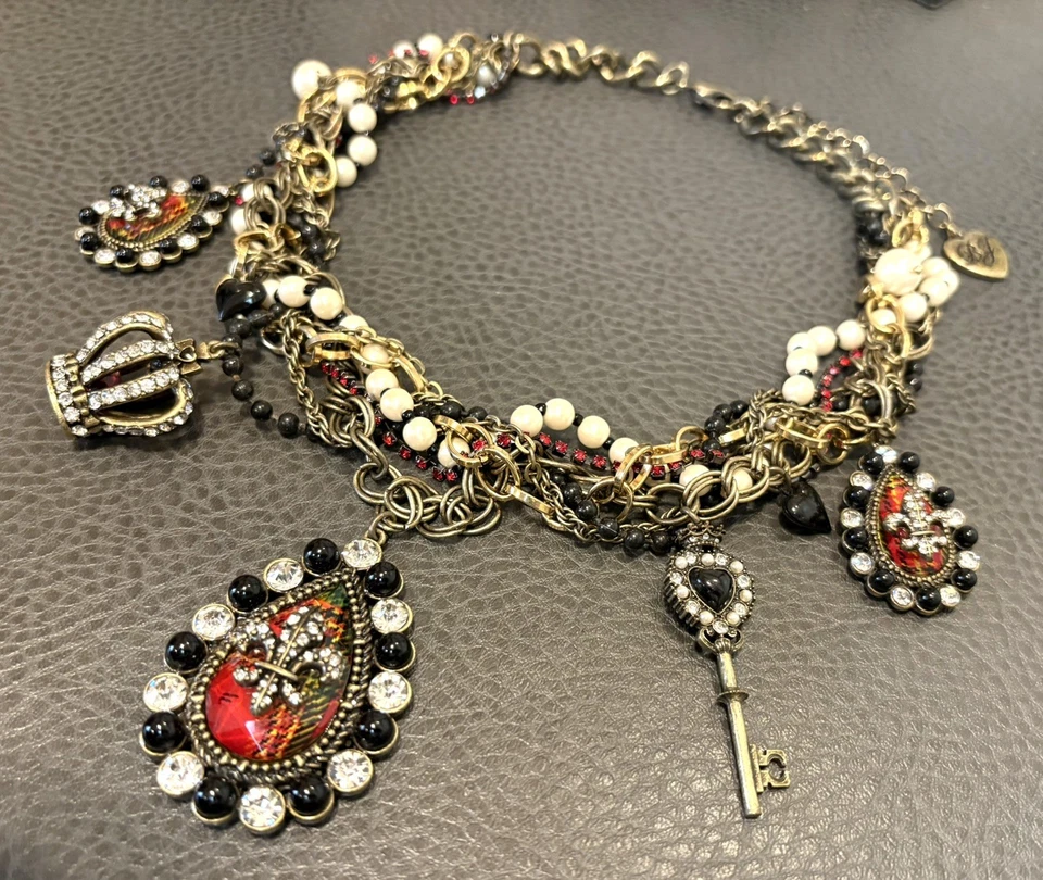 Collar Betsey Johnson Real Compromiso Flor De Lis Raro Estrás Grueso Foto 4 de 4