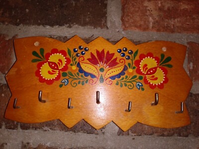 Vintage ''Czechoslovakian'' Hand Painted Wood Key Holder
