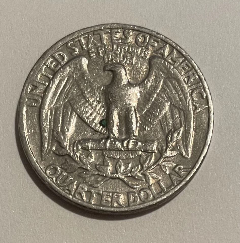 1970 Quarter No Mint/Multiple flaws/errors - Image 3 of 4