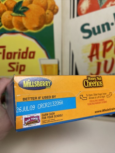 2008 General Mills Honey Nut Cheerios cereal Halloween caja completa sellado de fábrica - Imagen 3 de 3
