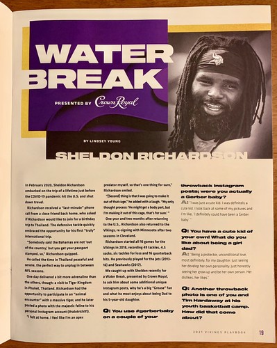 NFL MINNESOTA VIKINGS SEATTLE Seahawks Playbook PROGRAM GAME SEPT 26 2021 MINT - Picture 6 of 8