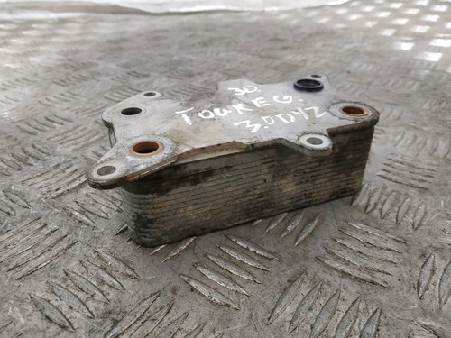 VW Touareg 7P5 Ölkühler 7P0317037 3.0 Diesel 180kw 2012